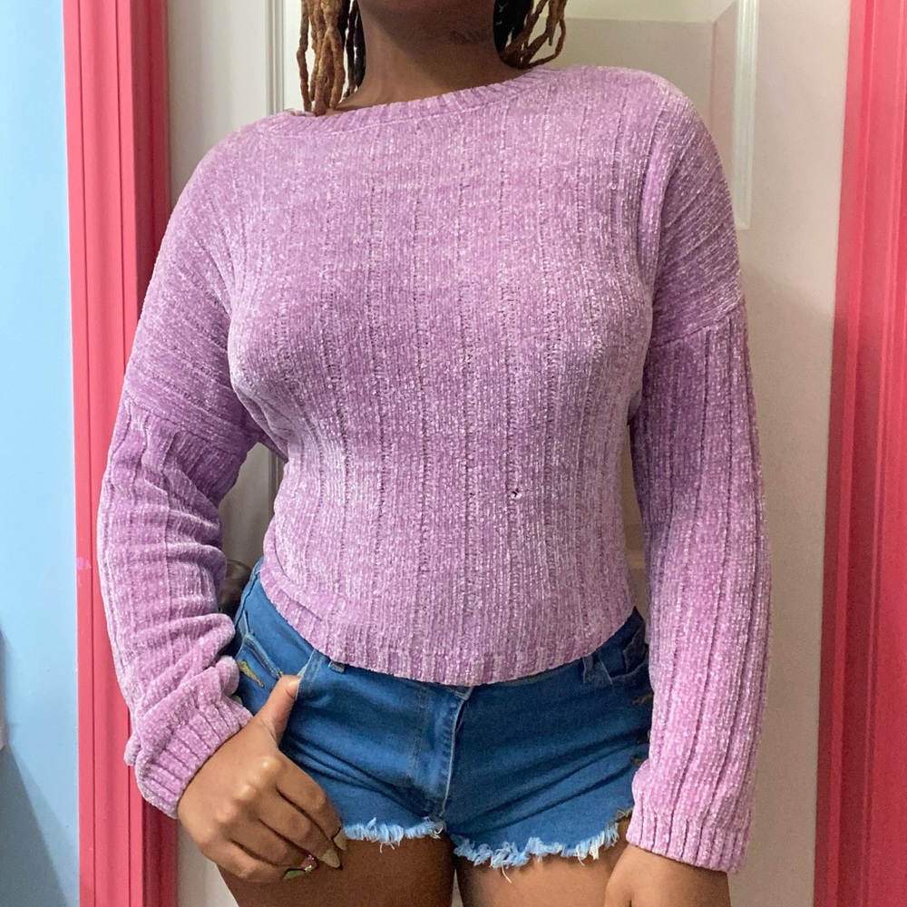 Lilac Crew Neck Sweater 💜